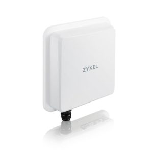 ZYXEL 5G Outdoor-Router mit PoE | 4,67 Gbit/s Datenrate | Nebula Cloud-Management | 9 dBi Langstrecken-Richtantennen | Schutzart IP68 [Nebula FWA710]